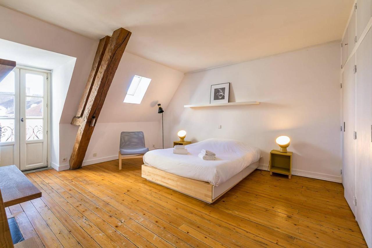 ディジョンLa Plume Aux Pieds Du Parvis Saint Jeanアパートメント エクステリア 写真